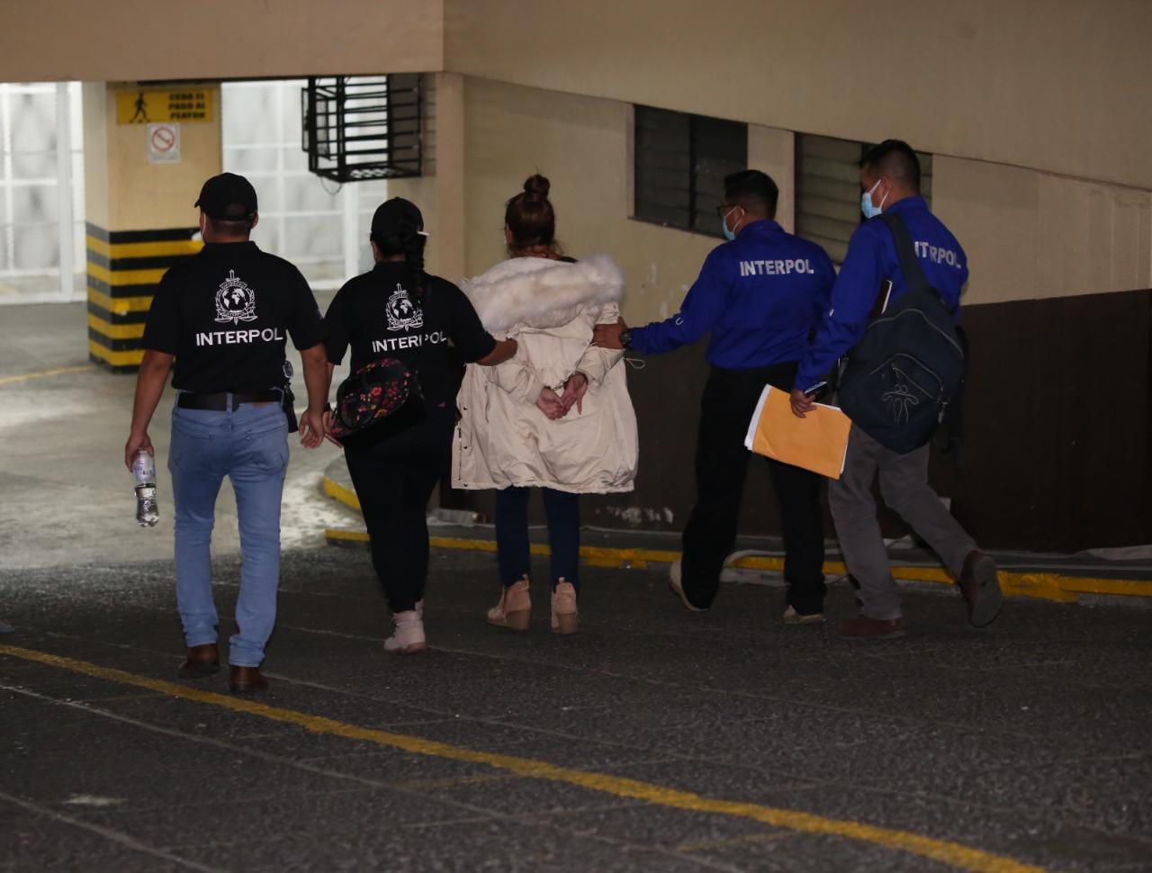 Interpol detiene a alias “la Patrona”, presunta lideresa de estructura dedicada al narcotráfico