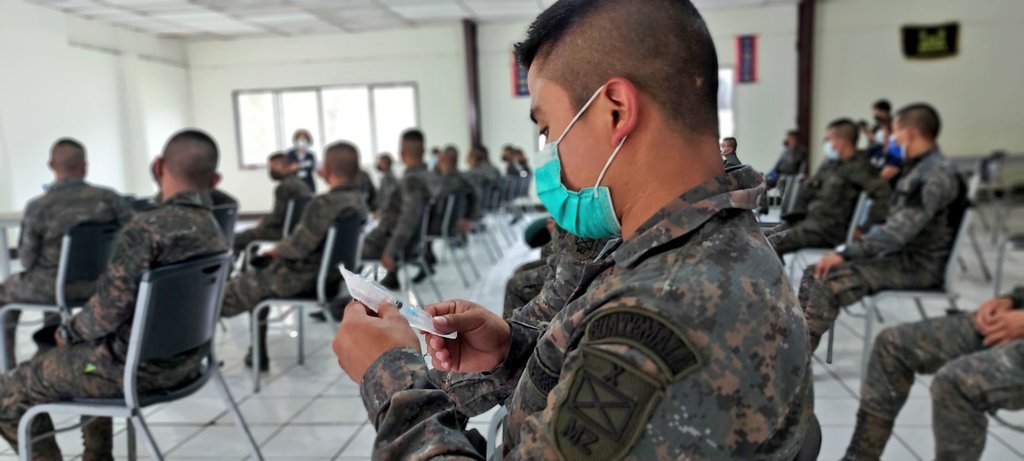 Soldados concluyen curso para apoyar Plan Nacional de Vacunación contra COVID-19