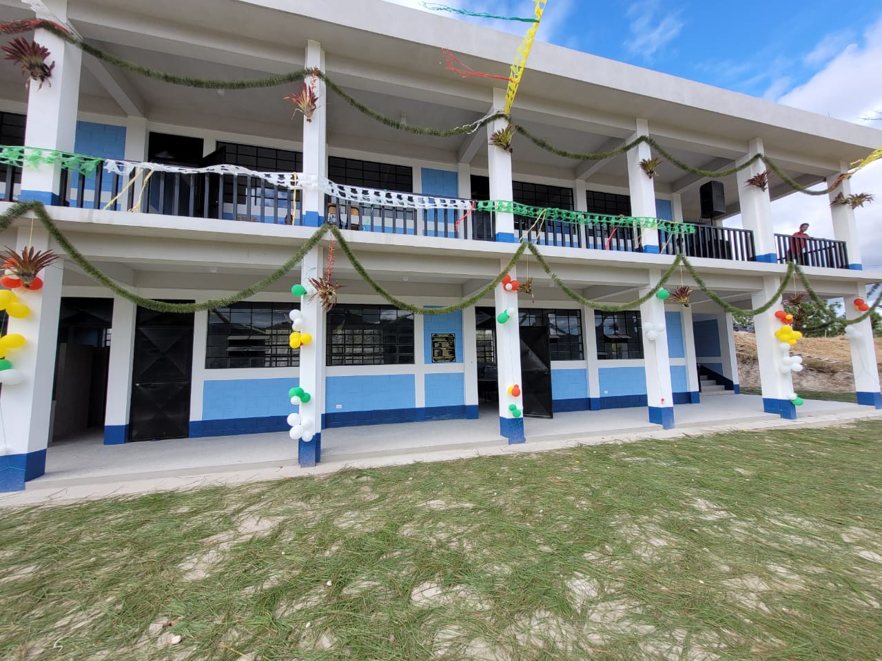 Inauguran construcción de instituto de educación básica en Quiché