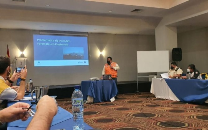 Capacitación sobre causas de incendios forestales