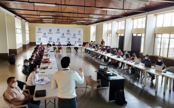 Capacitación de personal municipal sobre uso del Siprocode