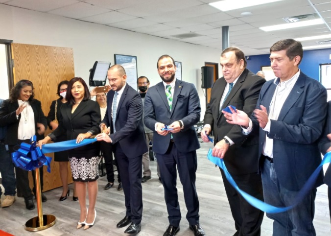 Inauguran centro de impresión de pasaportes en Consulado de Guatemala Dallas, Texas
