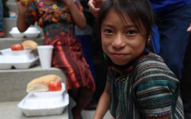 Mides inaugura Comedor Social en San Juan Sacatepéquez
