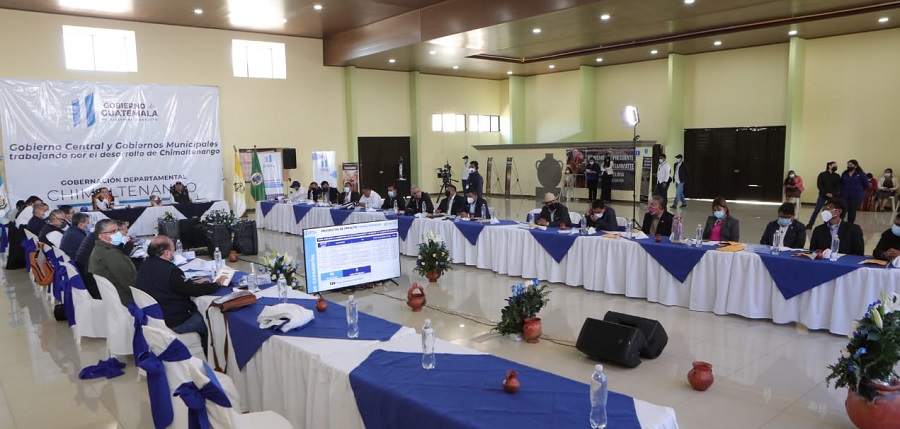 Presidente Giammattei, con alcaldes de Chimaltenango