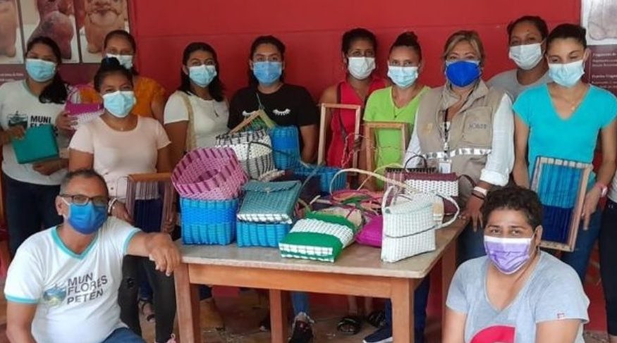 SOSEP ayuda a vecinas de Petén a mejorar sus ingresos económicos