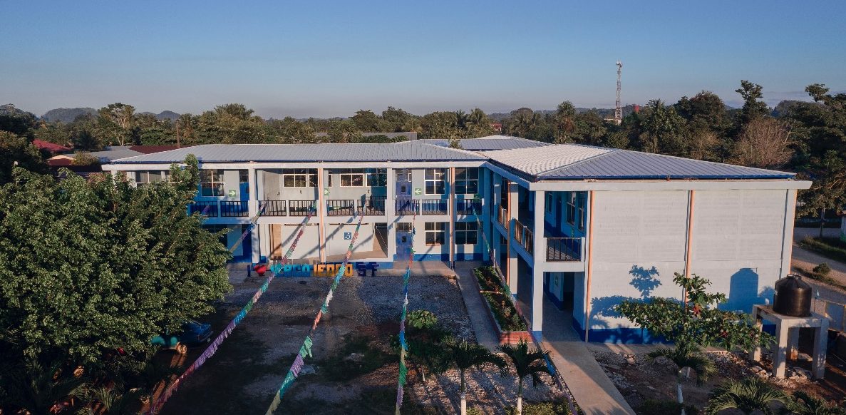 Mejores instalaciones para estudiantes del ciclo básico en Chahal