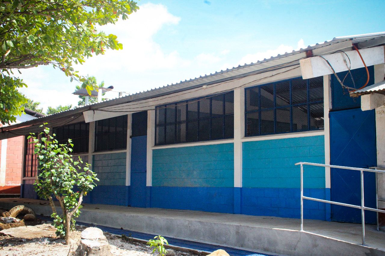 Supervisan mejoramiento de escuela en Retalhuleu