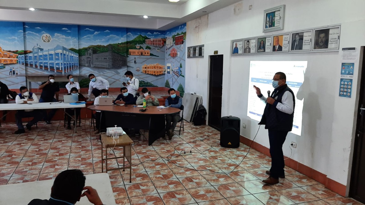Autoridades discuten sobre avances para el desarrollo urbano y rural de Chimaltenango