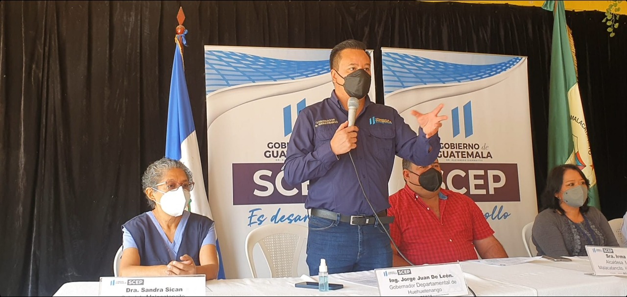 Inauguran jornada móvil de servicios integrados en Malacatancito