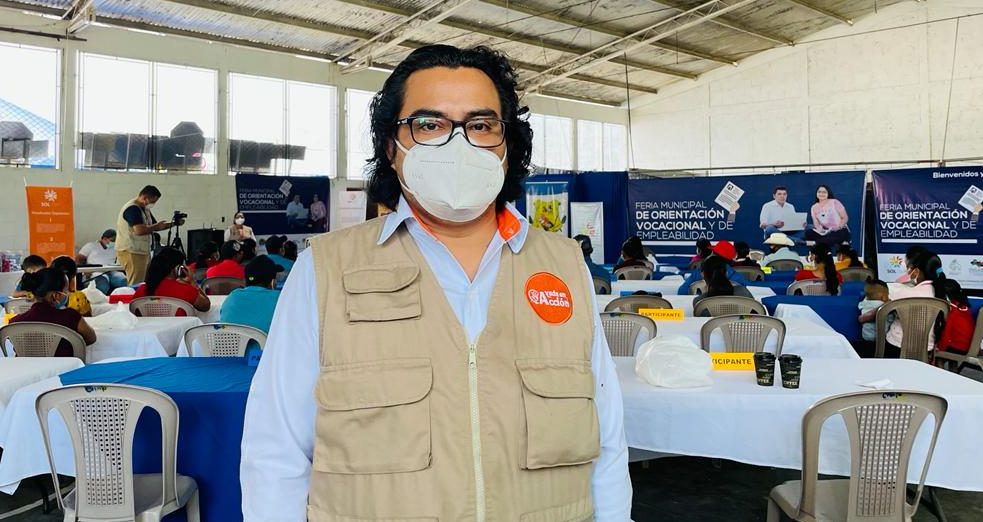 Jóvenes de Jocotán se benefician con feria de orientación vocacional y empleabilidad