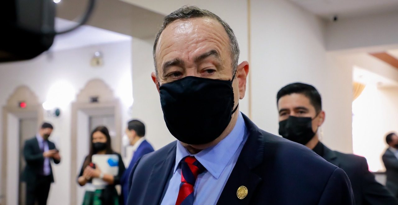 Presidente Alejandro Giammattei en declaraciones a la prensa