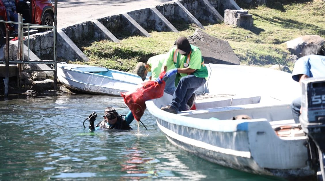 MARN pone en marcha tercera fase de Playas Limpias