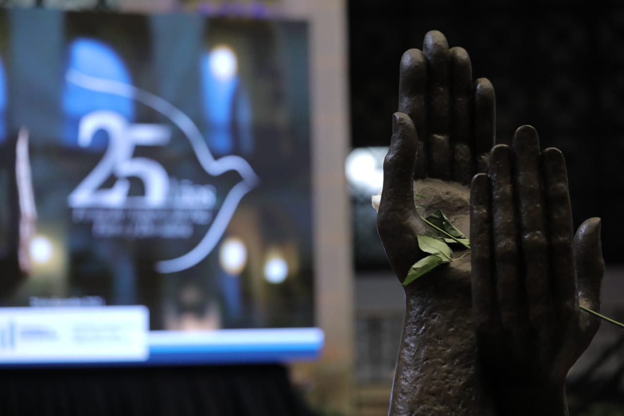 Conmemoran 25 años de la Firma de los Acuerdos de Paz