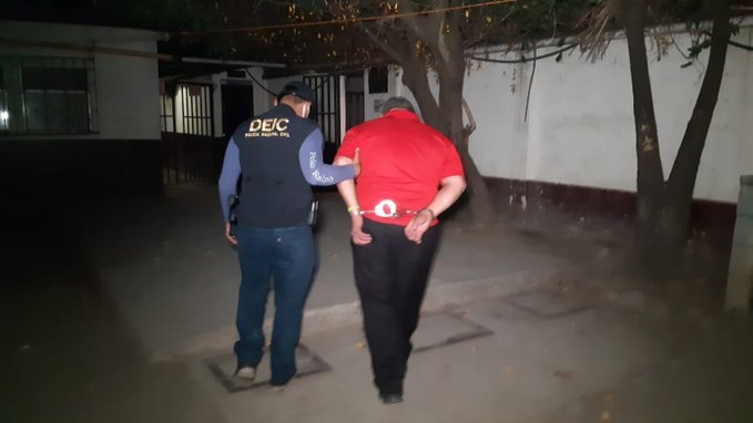 Las autoridades detuvieron en Villa Nueva a Mario Antonio Espinoza Jiménez, a quien la justicia estadounidense señala de asesinato y asesinato en grado de tentativa.