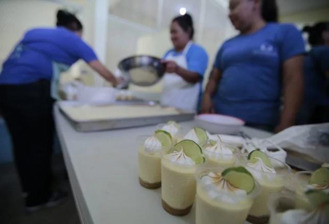 Nuevo Modelo de Gestión Penitenciaria logra reinserción de 52 mujeres