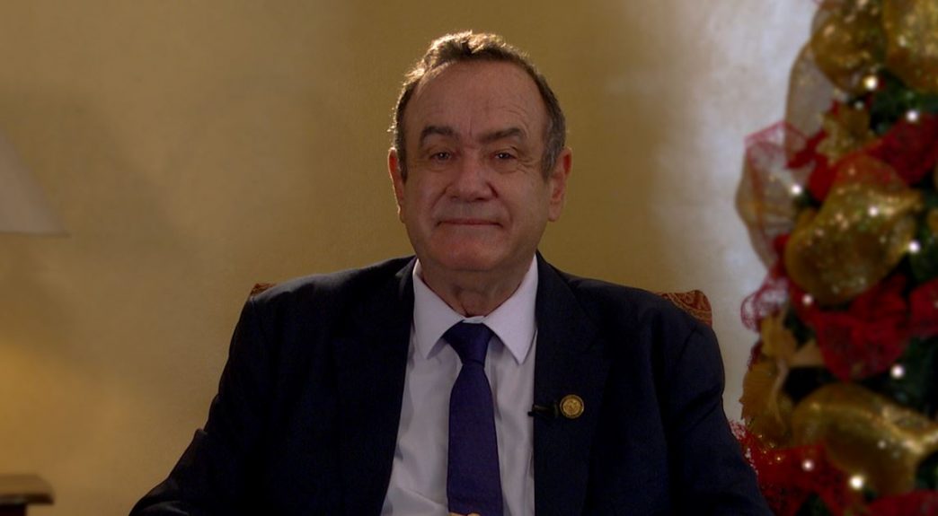 Presidente Giammattei augura un nuevo año con crecimiento económico y triunfos ante el COVID-19