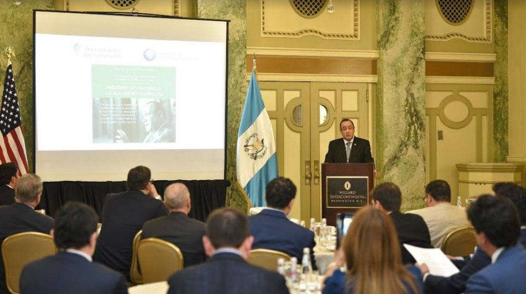 Giammattei destaca esfuerzos de Gobierno por proteger la vida e institucionalidad de la familia