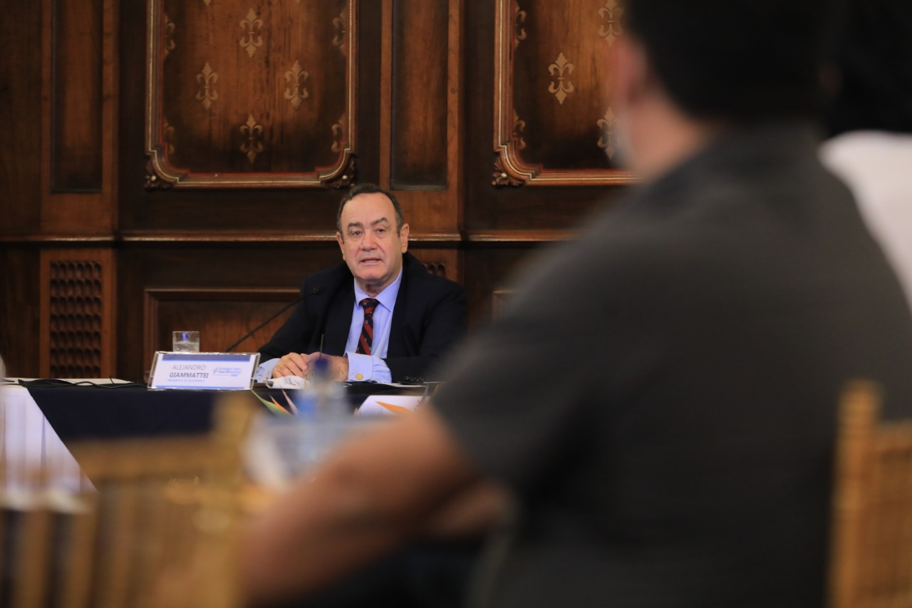 Presidente: Reto de 2022 será consolidar la recuperación económica y programas sociales