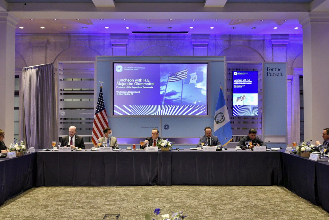 Presidente destaca buen clima de inversiones en Guatemala