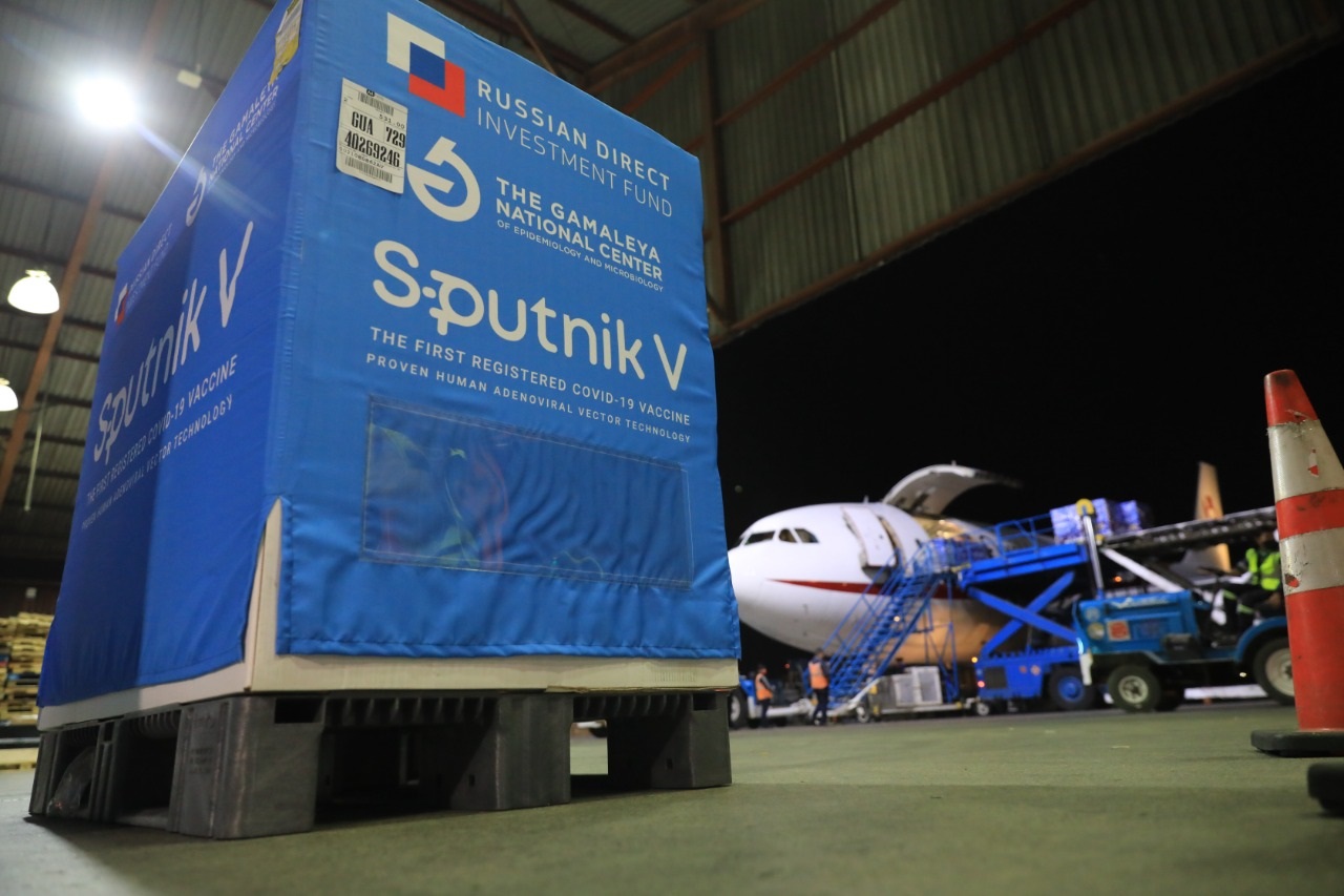 Arriba nuevo lote con más de un millón de dosis de la vacuna Sputnik V
