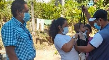 Salud da seguimiento a casos de desnutrición en Masagua