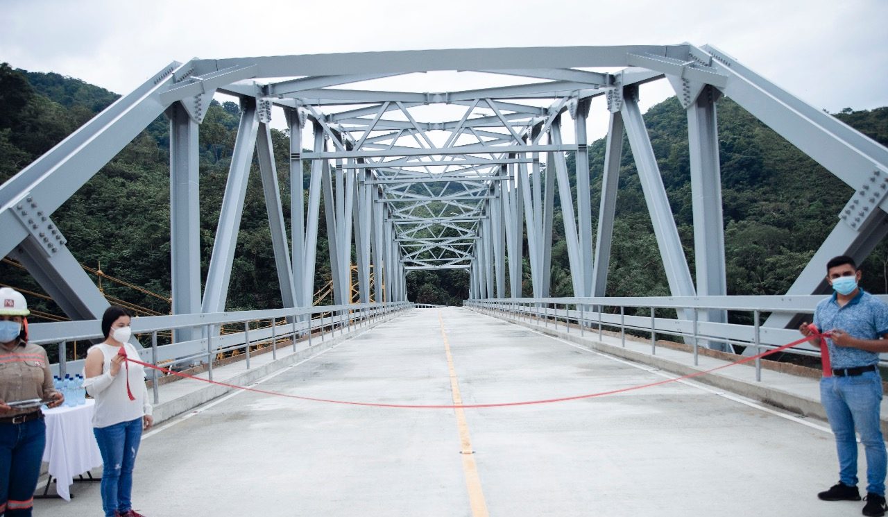 Finaliza construcción de nuevo puente Cahaboncito