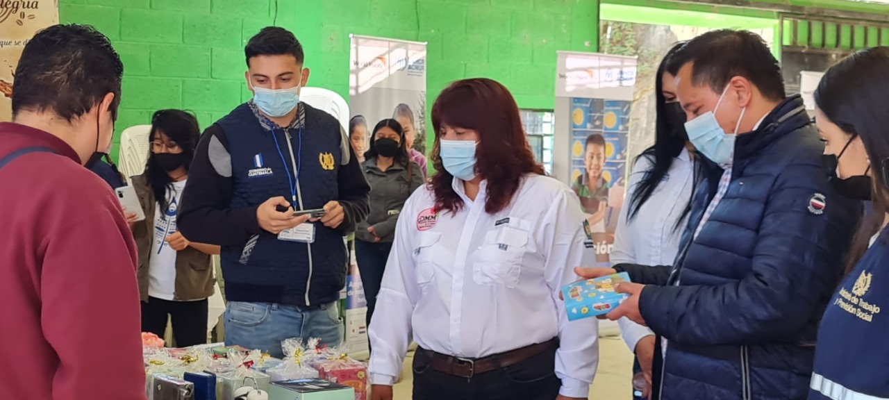 Festival de empleo brinda oportunidades a población de Huehuetenango