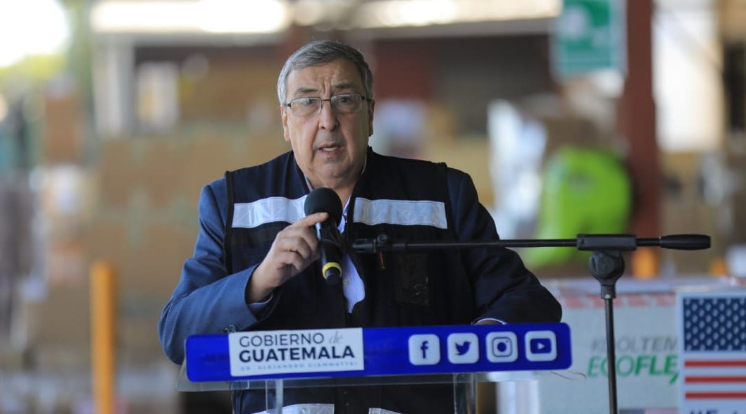 Ministro de Salud insta a aprovechar la disponibilidad de vacunas
