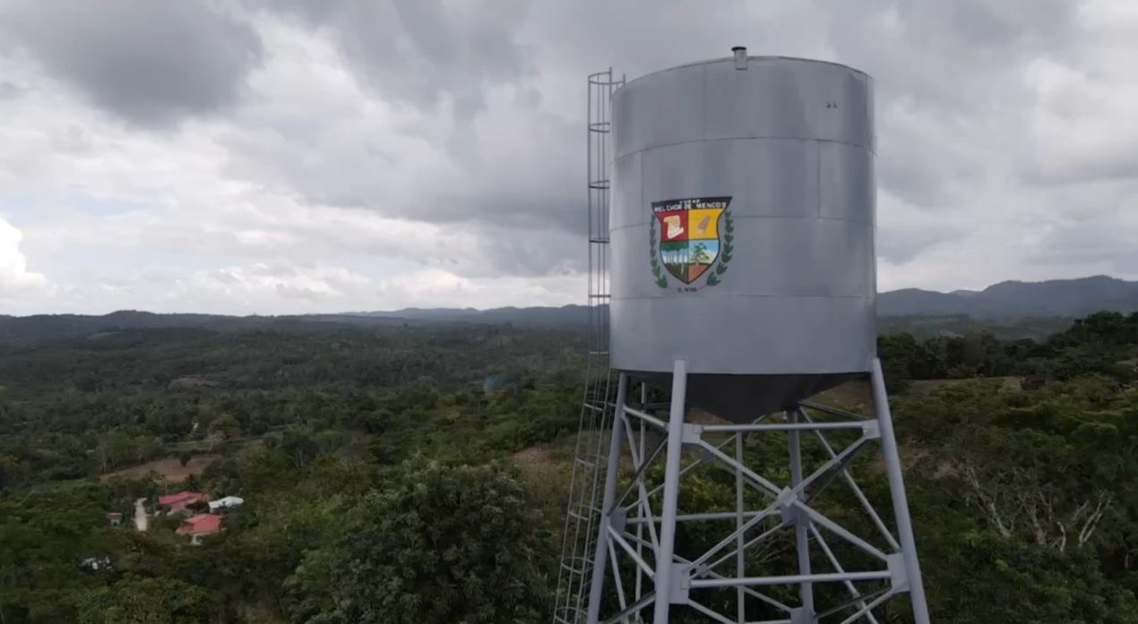 Proyectos de agua potable y energía eléctrica refuerzan el desarrollo de Melchor de Mencos y Santa Ana