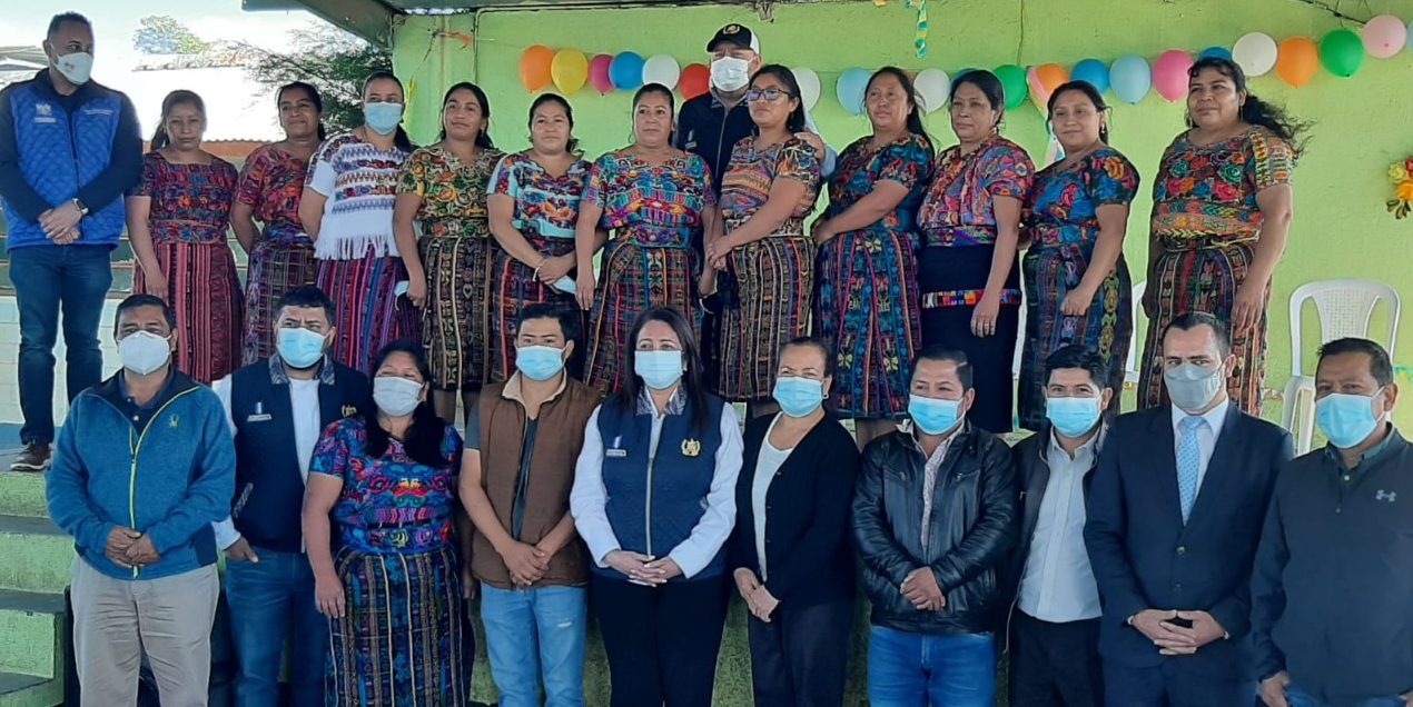 Mineduc supervisa remozamiento de escuelas en Chimaltenango