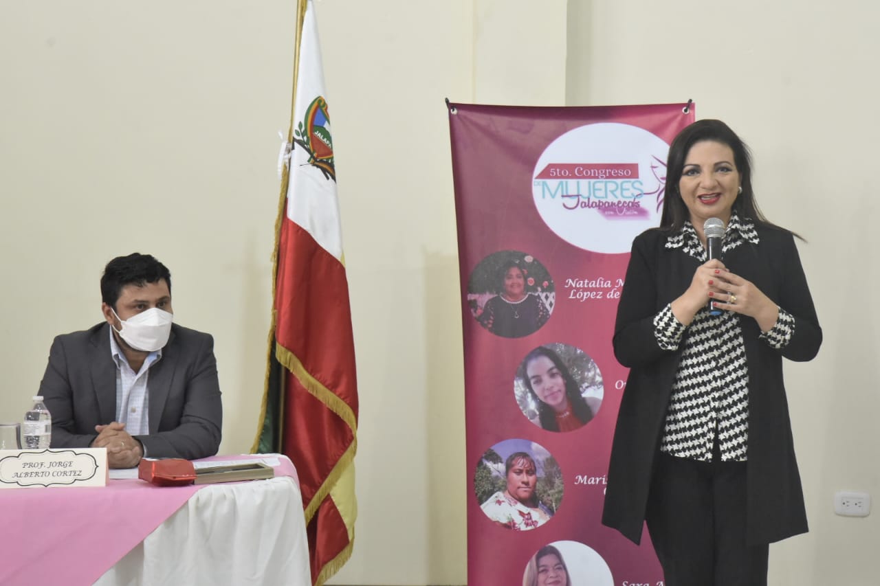 Encuentro de mujeres jalapanecas impulsa el emprendedurismo