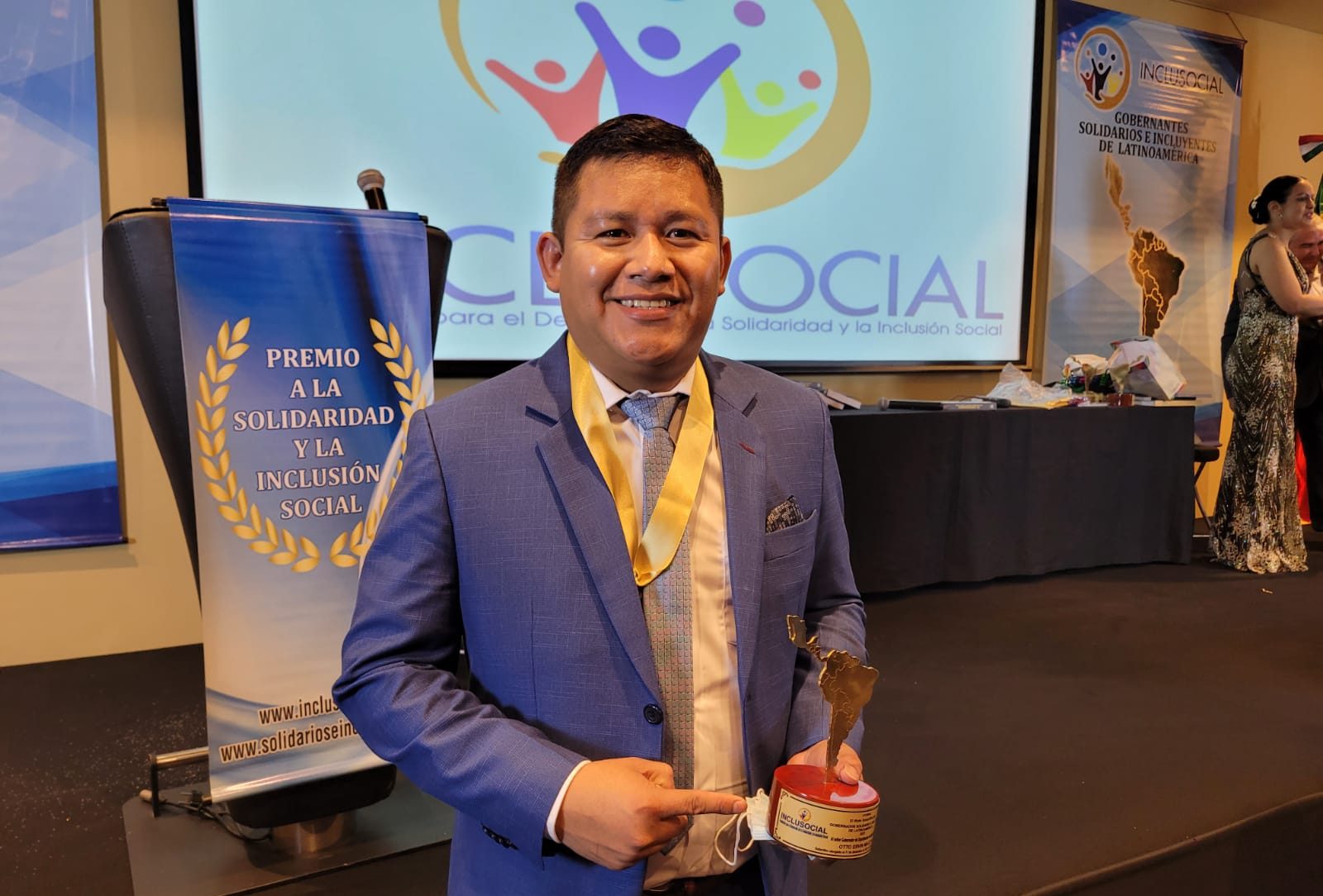 Otorgan reconocimiento a gobernador de Quiché
