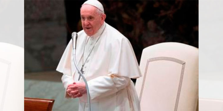 Papa pide no dejar solos a los abuelos, con la atención que requiere la pandemia