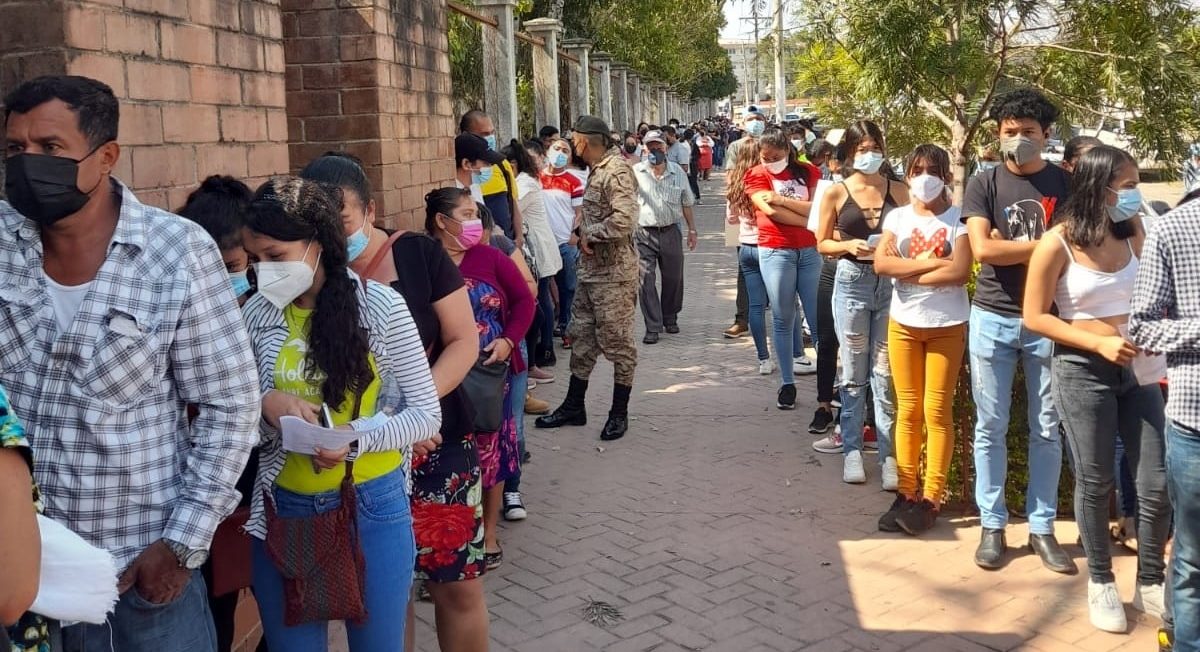 Más de 12 mil vecinos de Jutiapa vacunados durante jornada en centros educativos
