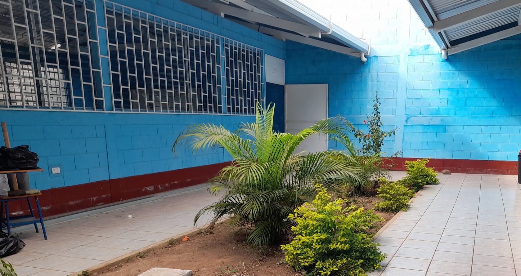 Estudiantes de Chiquimulilla cuentan con mejores ambientes