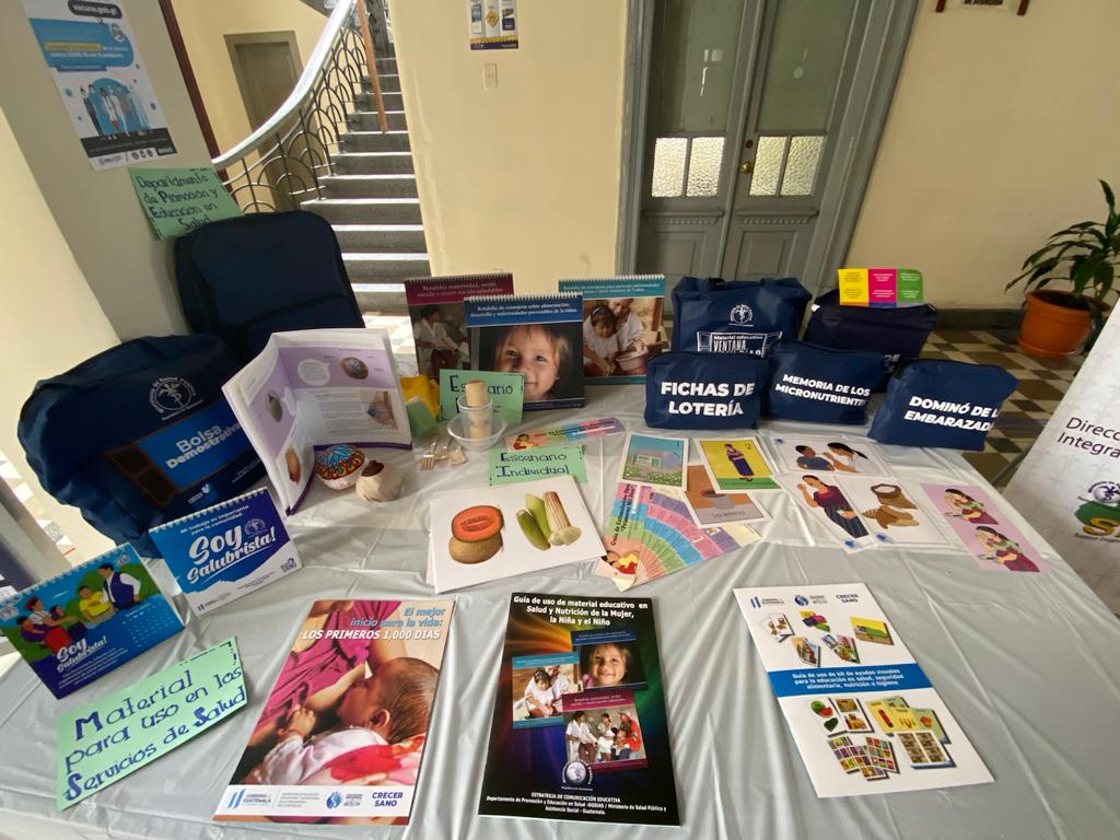 Parte del equipo y material educativo que el proyecto Crecer Sano entrega en puestos de Salud de 7 departamentos.