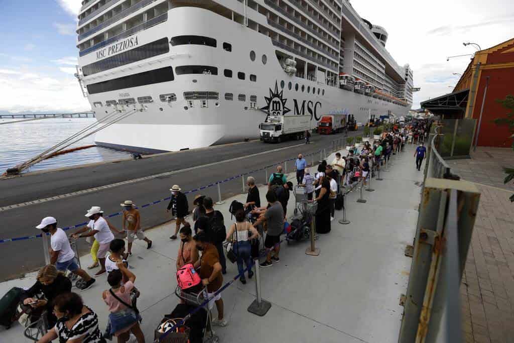 Río perderá 25 mil turistas por suspensión de cruceros en costas de Brasil