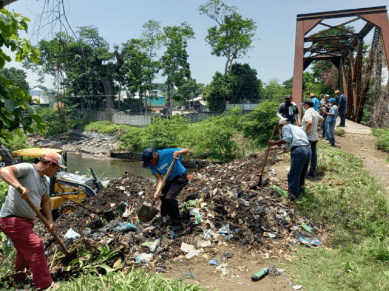 MARN y colaboradores recolectan 413 toneladas de desechos sólidos