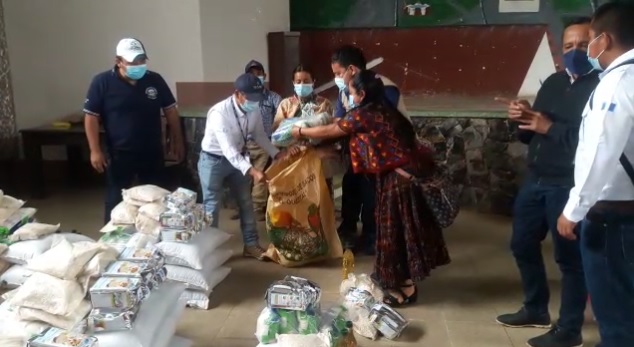 El MAGA entregó raciones de alimentos en comunidades del área rural de municipios y departamentos priorizados por su mayor vulnerabilida nutricional.