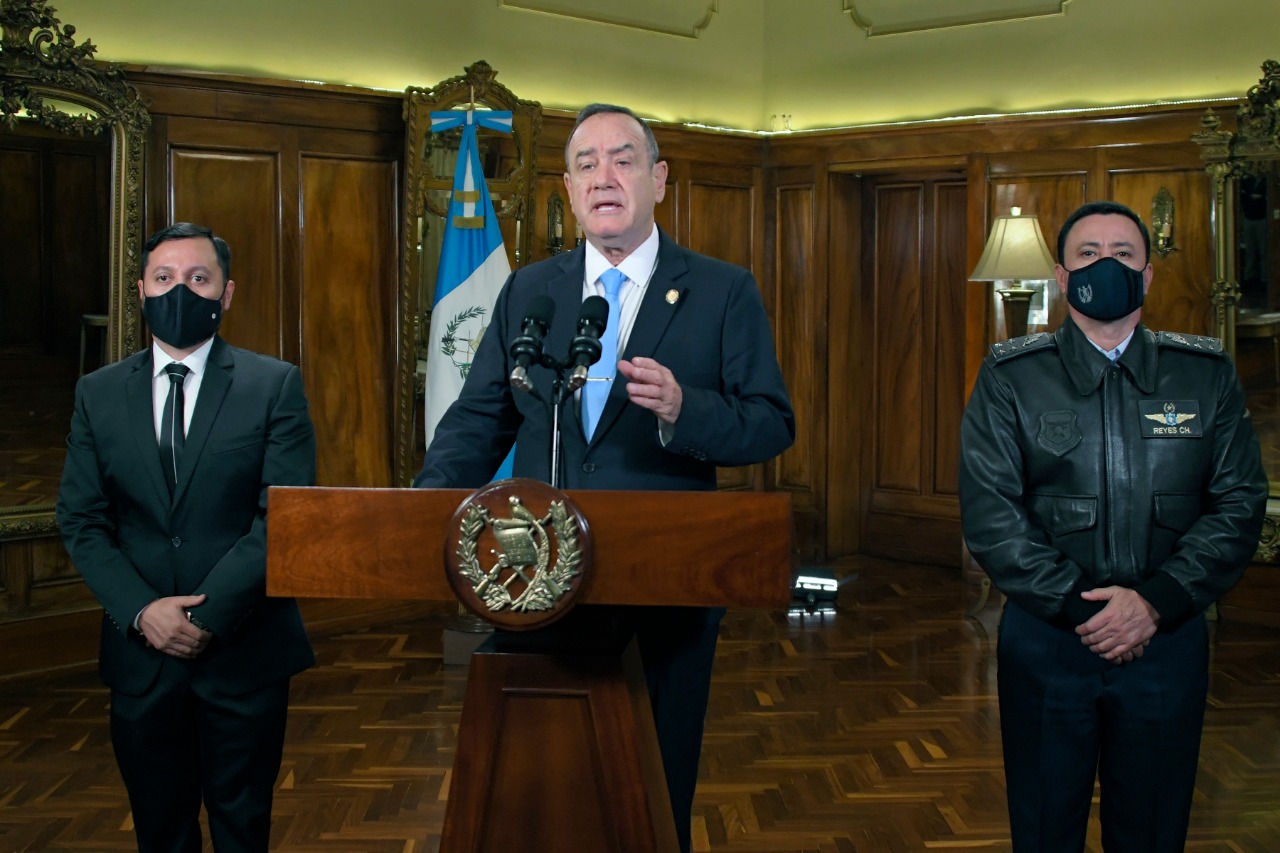 Presidente indica que hechos en Nahualá no quedarán impunes y anuncia recompensa para dar con posibles responsables