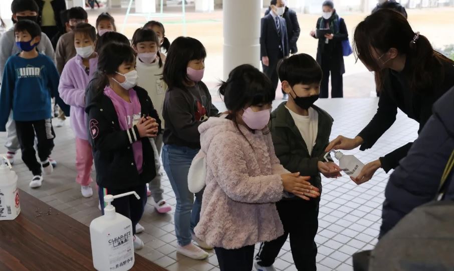 Japón aprueba vacunar contra COVID-19 a niños de entre 5 y 11 años