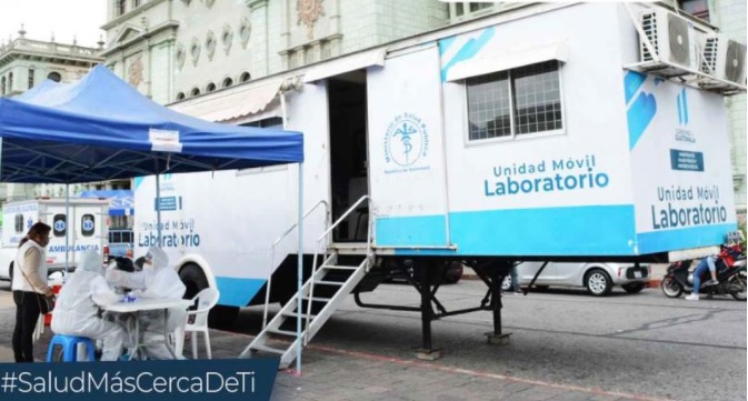 El MSPAS tiene habilidados varios laboratorios móviles para facilitar el acceso a pruebas de COVID-19 a la población.