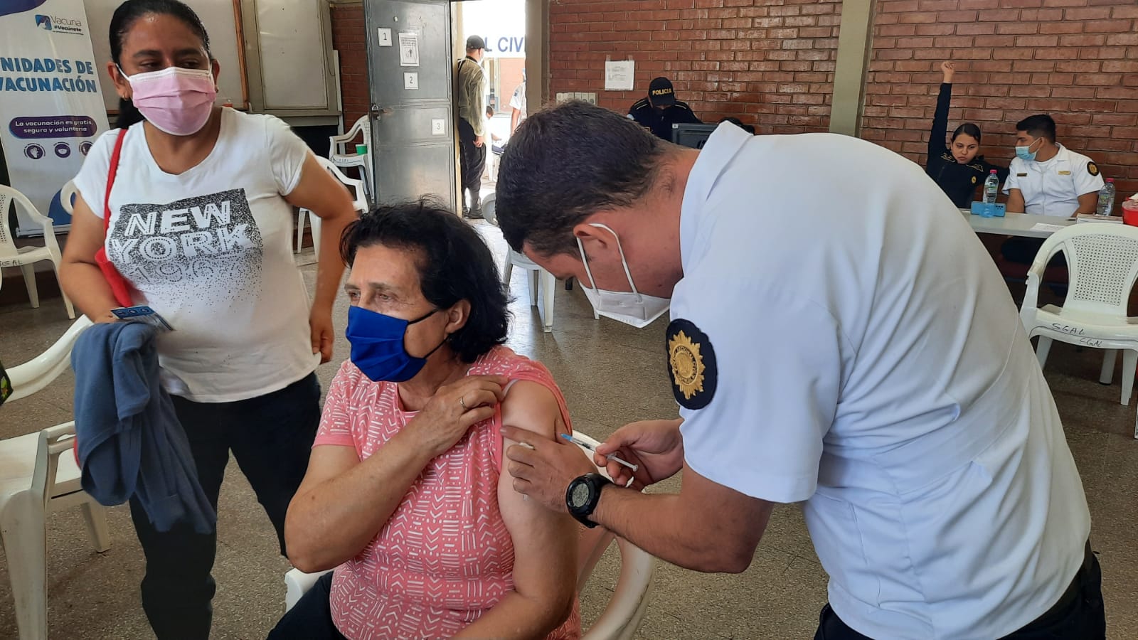 Guatemala por alcanzar 5 millones de personas con esquema completo
