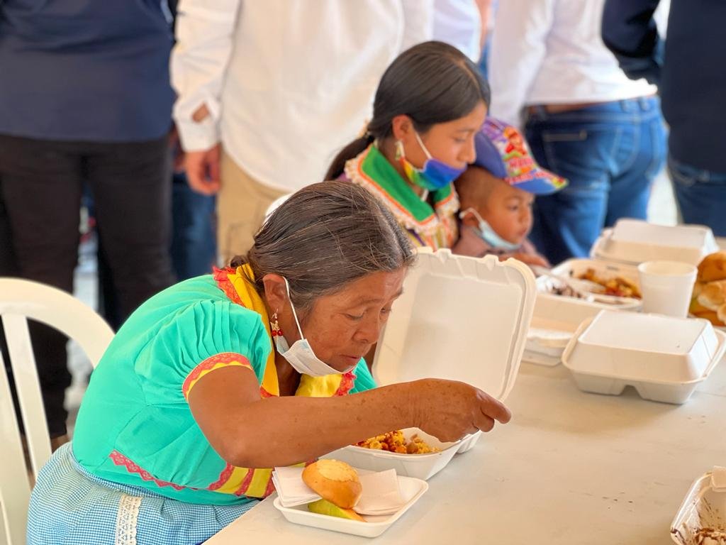 Los comedores sociales apoyan a las familias de escasos recursos del país