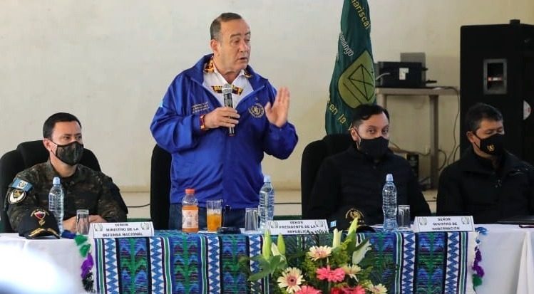 Presidente lidera mesa de diálogo entre Santa Catarina Ixtahuacán y Nahualá