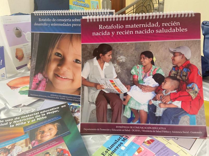 El material educativo promueve la nutrición adecuada para evitar riesgos de salud.