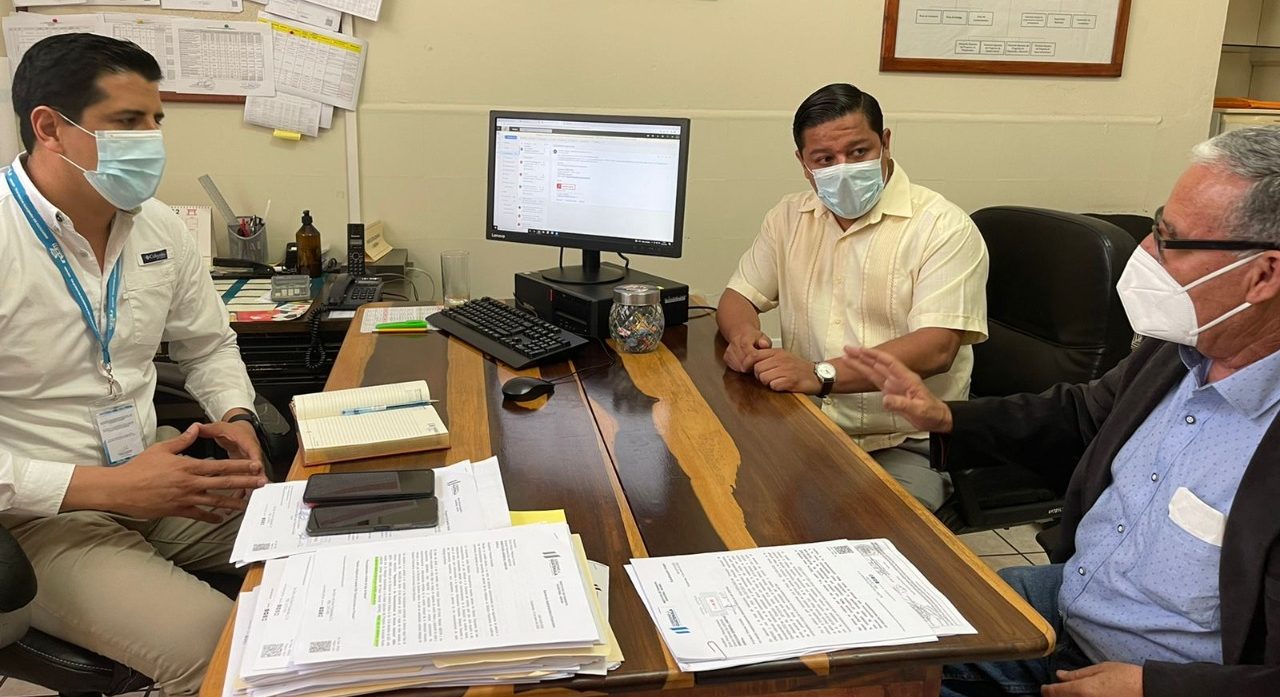 Autoridades gestionan proyectos para desarrollo de El Chal, Petén