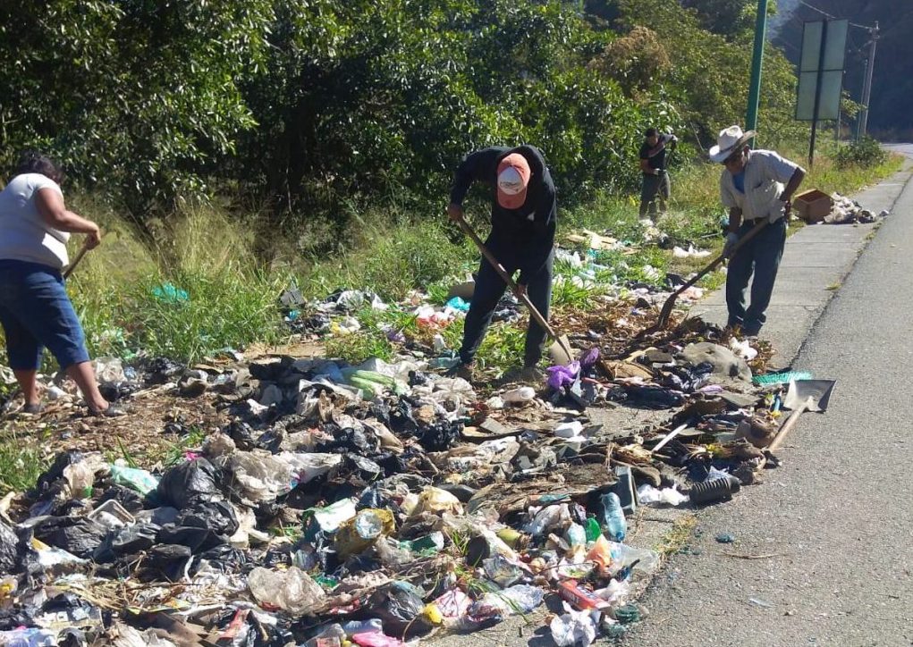Eliminan basurero ilegal en Santa Rosa