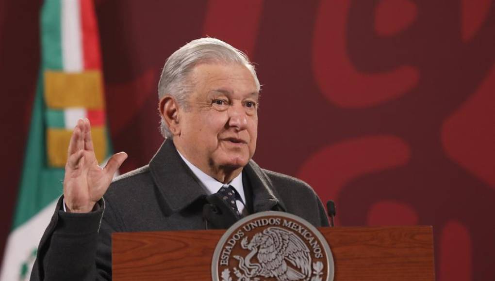 López Obrador reaparece en público tras recuperarse por segunda vez de covid