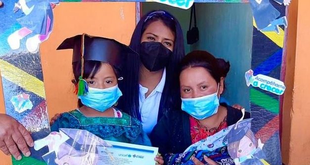 Más de 81 mil niños de Totonicapán se benefician con programas de apoyo educativo